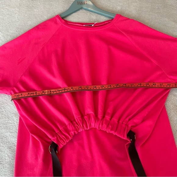 Pink asymmetric top  size M  by  miss city official - Picture 4 of 7